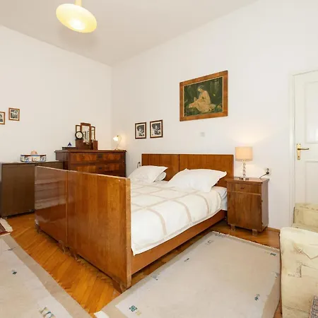 Holiday home Awesome In With Wifi
